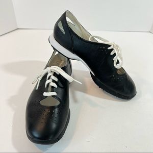 Nike Air Womens Gold Shoes Cleats Size 7.5